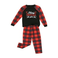 Božićni podudaranje Obiteljske pidžame postavljaju ispisanu majicu s dugim rukavima i pantnim ležajem za spavanje