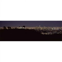 Panoramske slike City upaljen u noć Griffith Park opservatorija u Los Angelesu California USA Poster
