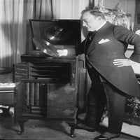 Enrico Caruso odustaje disk ako pjeva pjevanje posteljinom fonografskog plakata