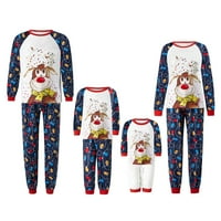 Božićna porodica koja odgovara pidžami, s dugih rukava Elk tisak s šarenim svjetlima