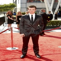 Chris Colfer na dolasci za primetime Creative Arts Emmy Awards, Nokia Theatre na L.A. Live, Los Angeles,