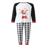 Podudaranje porodične pidžame postavlja Božićne PJS za obitelj s jelenamnim printom za spavanje