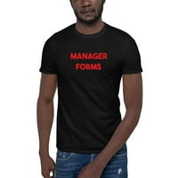 Crveni menadžer formira pamučnu majicu kratkih rukava po nedefiniranim poklonima